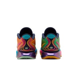 Nike LeBron 21 - Stabilité lors des Pivots